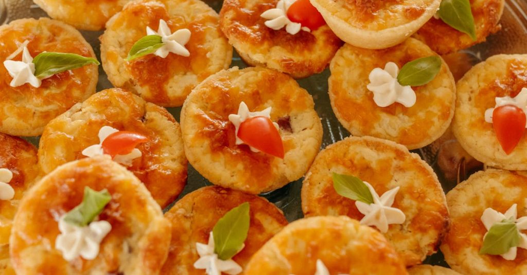 découvrez notre recette savoureuse de quiche aux carottes, idéale pour un repas léger et plein de fraîcheur.