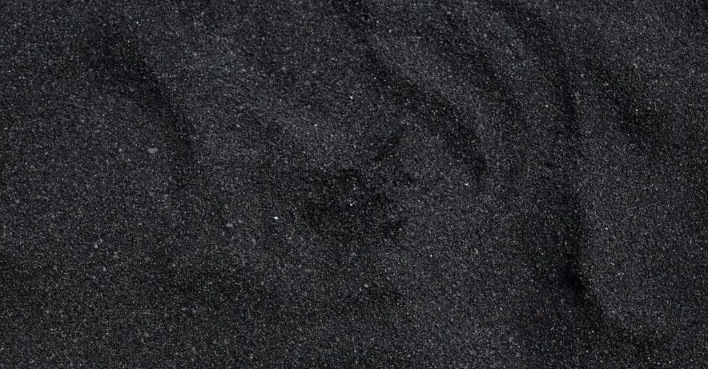 découvrez la recette traditionnelle du jambalaya, un plat savoureux et épicé de la cuisine créole, parfait pour un repas convivial et riche en saveurs.