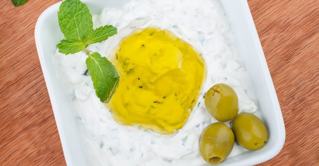 découvrez des recettes d'apéritifs savoureuses et faciles à préparer pour régaler vos invités dès le début du repas.