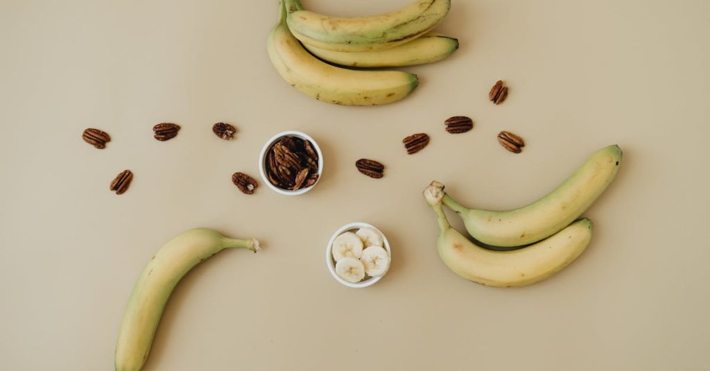 découvrez la recette facile et rapide du banana bowlcake, un gâteau moelleux à la banane parfait pour un petit-déjeuner sain ou une collation gourmande.