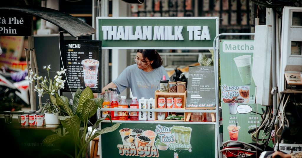 Calories du bubble tea : décryptage et conseils pour en profiter sans excès 2 découvrez le nombre de calories dans le bubble tea et comment choisir des options plus légères pour savourer votre boisson préférée sans compromis.