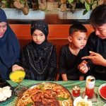 Pepe chicken est-il halal découvrez la vérité sur ce restaurant 3 découvrez tout sur le halal : définition, aliments autorisés, pratiques et certifications pour une consommation respectueuse des traditions musulmanes.