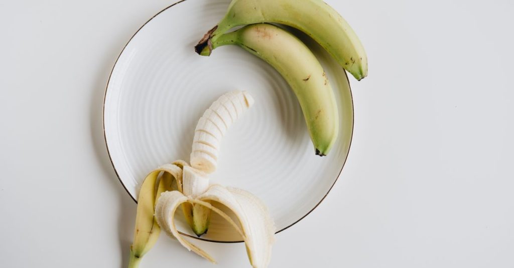 Bowlcake banane : une recette saine et rapide pour bien démarrer la journée 2 découvrez notre recette simple et saine de banana bowlcake, un gâteau moelleux à la banane parfait pour un petit-déjeuner gourmand et équilibré.
