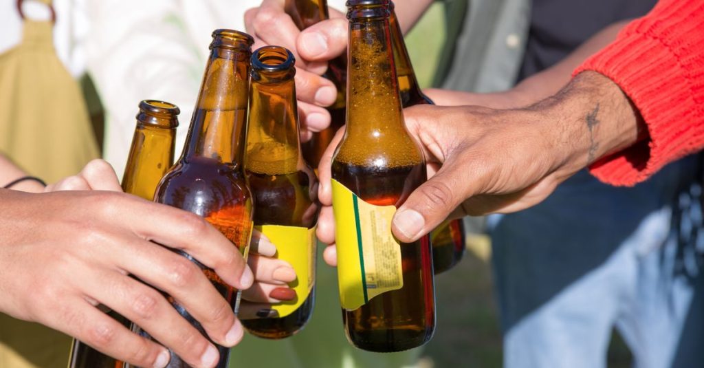 découvrez le nombre de calories dans différentes bières et comment les consommer sans culpabilité.